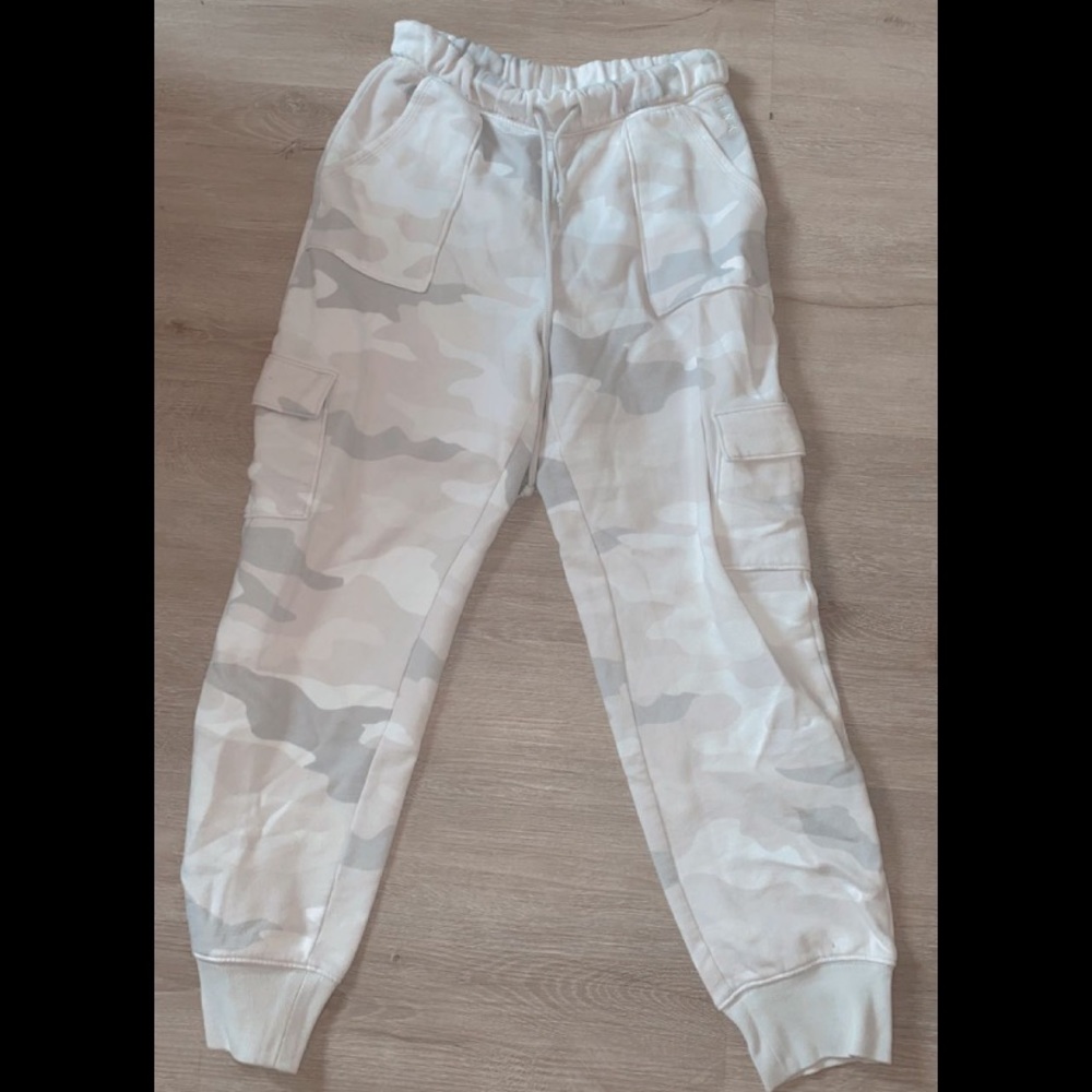 PINK camo sweatpants